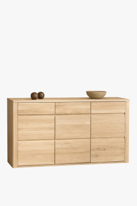 Hosszú tölgyfa komód fiókokkal és ajtókkal, modern dizájn, fogantyú